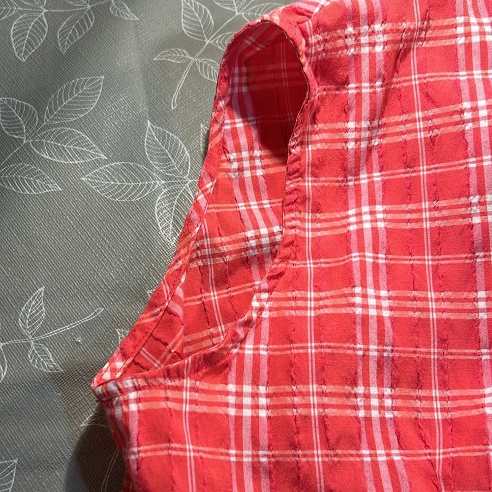 Carroll Reed Ladies Sleeveless Shirt. - Picture 6 of 6